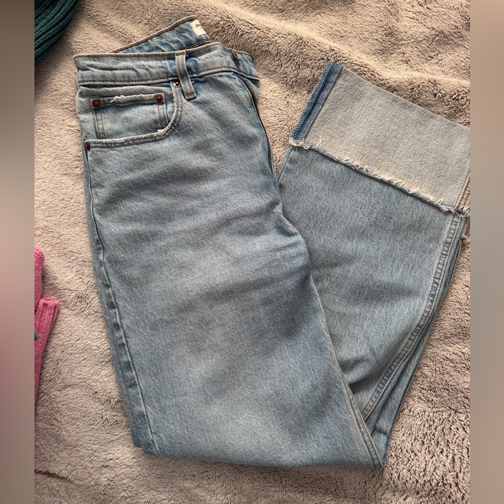 Abercrombie & Fitch 90’s High Rise Relaxed Jeans - Picture 5 of 6